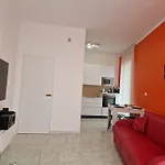 Palazzo Interno 3 *