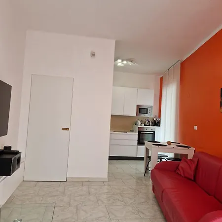 Palazzo Interno 3 *