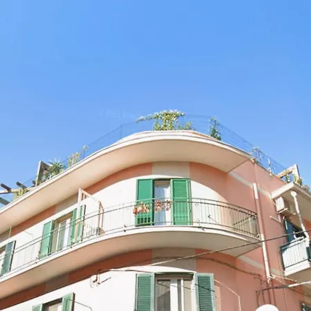 Palazzo Interno 3 Apartment *